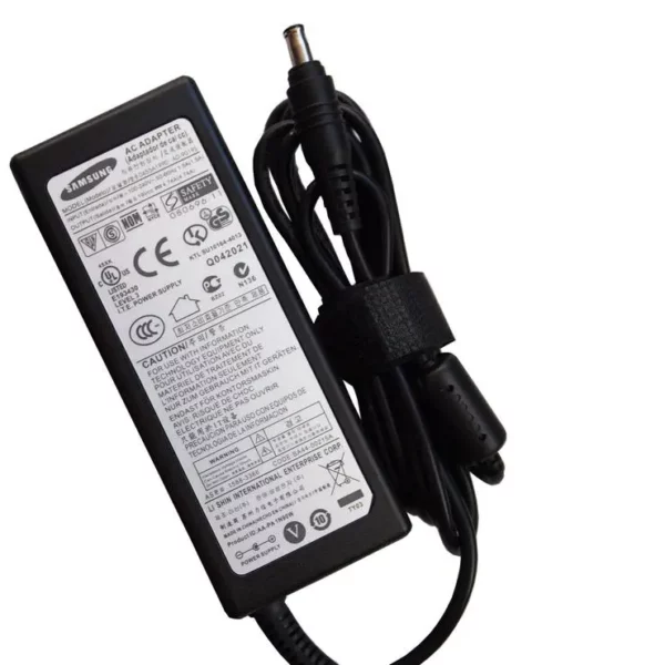 SAMSUNG 19V 3.16A 65W STANDARD PIN Laptop Charger - Image 4